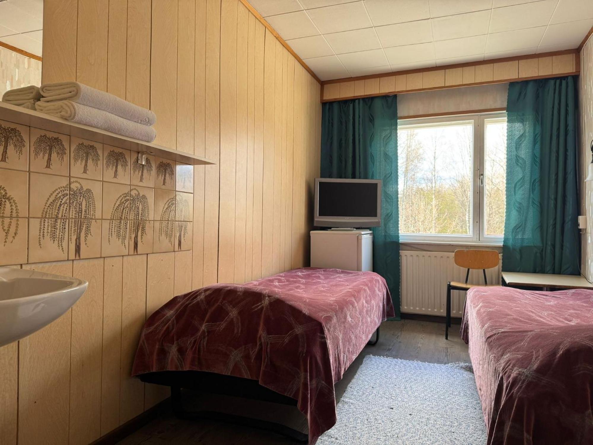 Jaemsaen Gasthaus Buitenkant foto