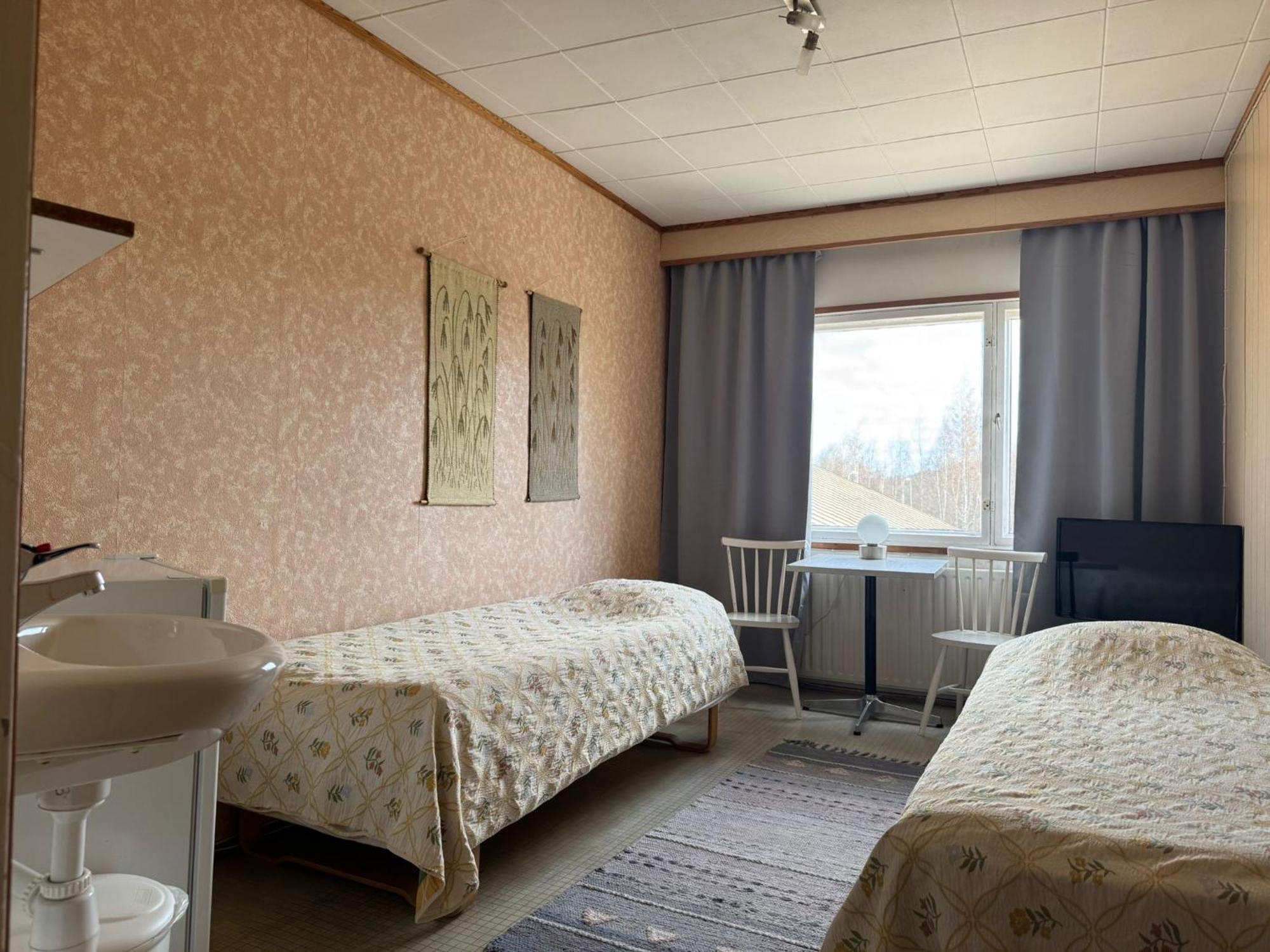 Jaemsaen Gasthaus Buitenkant foto