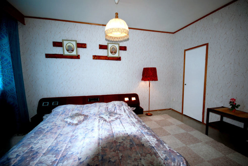 Jaemsaen Gasthaus Buitenkant foto